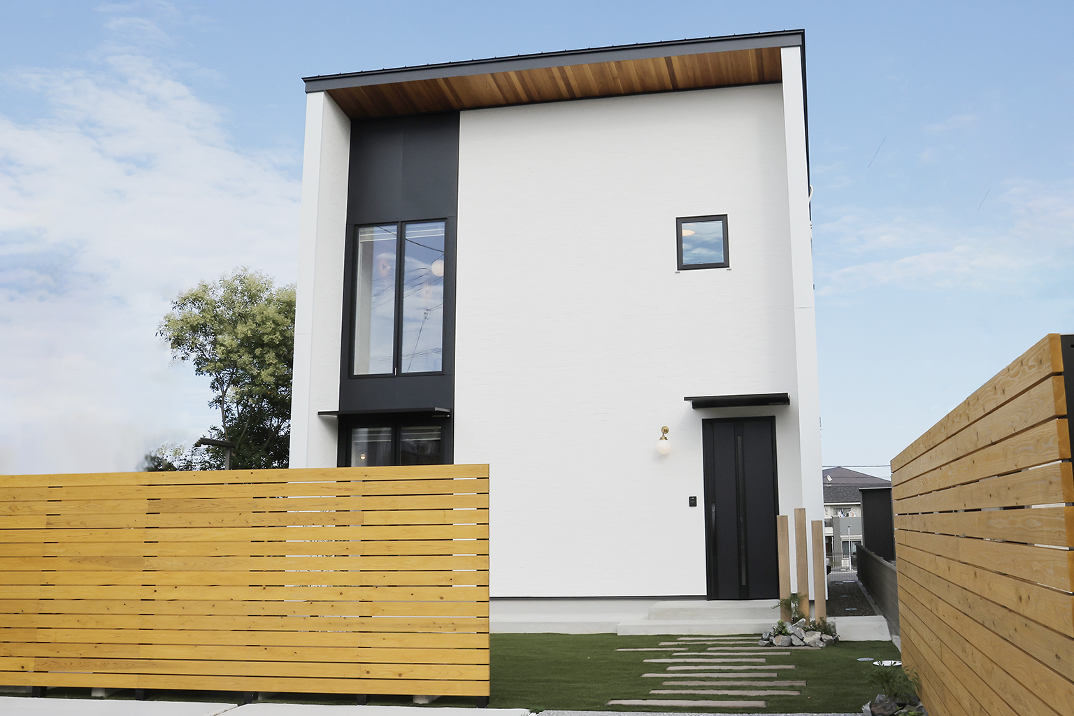 吹抜けの開放感のあるCOZY GLAD